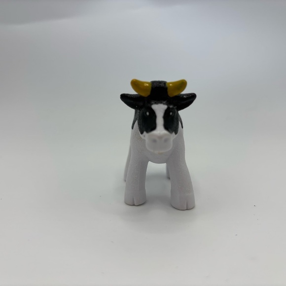 Black and White mini Toy Cow Figure - Picture 2 of 4